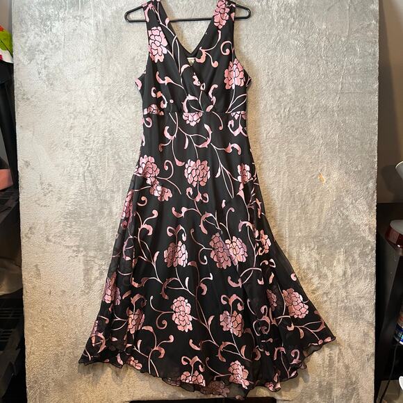 Vintage Dresses & Skirts - Vintage Y2K Black Pink Floral Ruffle Hem Dress Cottagecore Coquette Sz 14